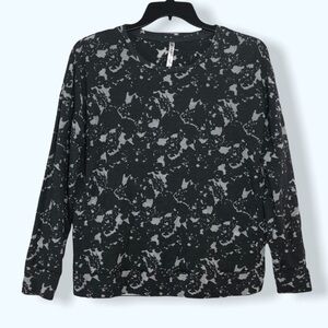 Fabletics Black & Gray Faux-Bleached Crew Neck Sweatshirt Sz XL